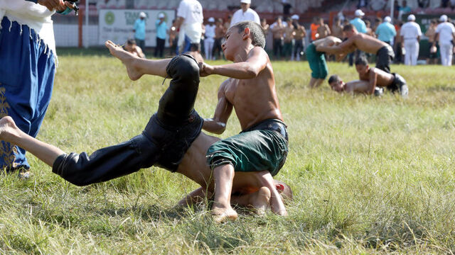 Kırkpınar'da 2. gün heyecanı