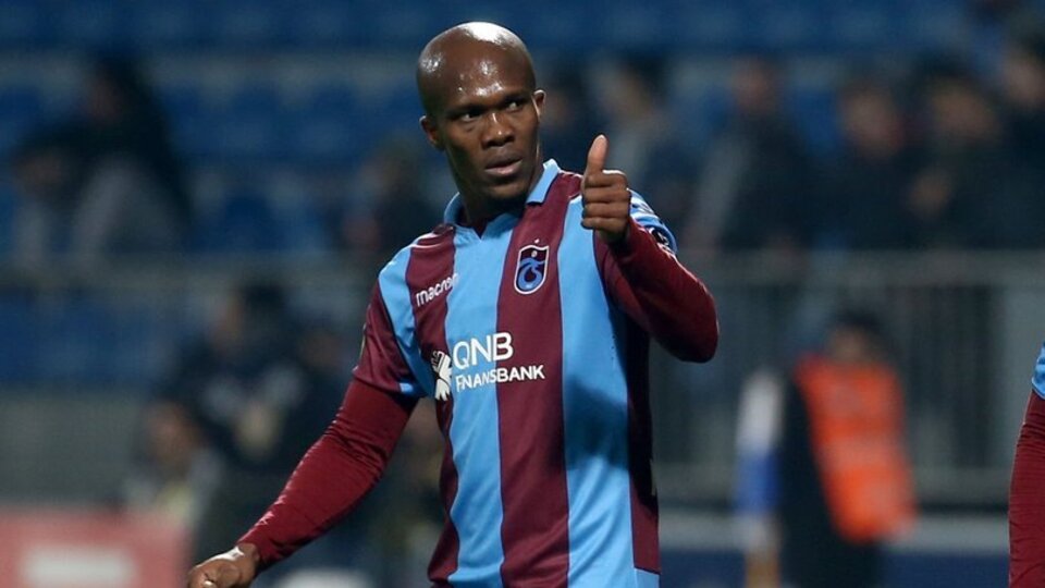 Nwakaeme, 1 yıl daha Trabzonspor'da