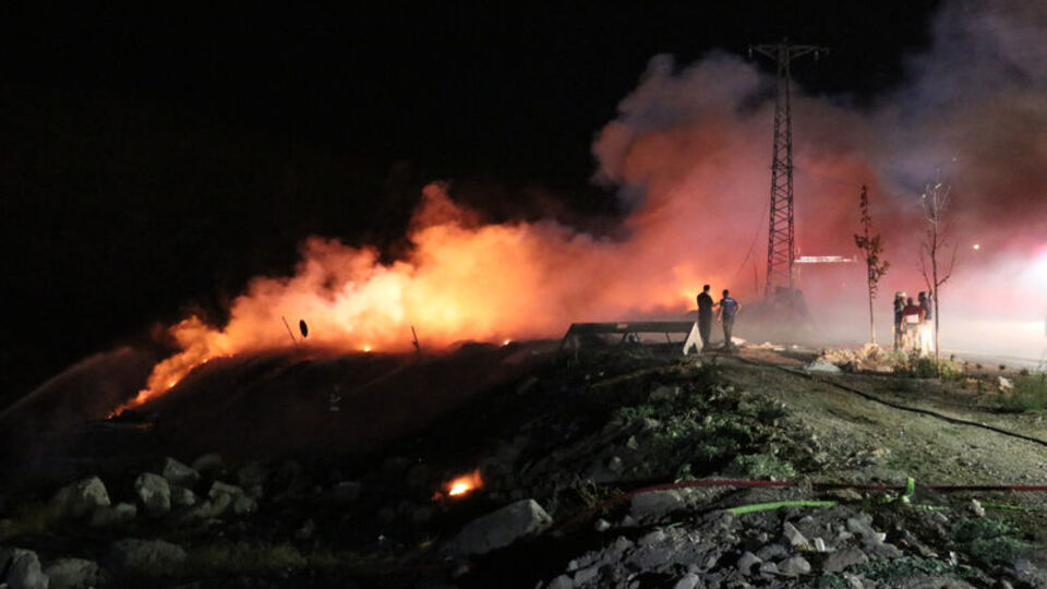 Geri dönüşüm alanında korkutan yangın