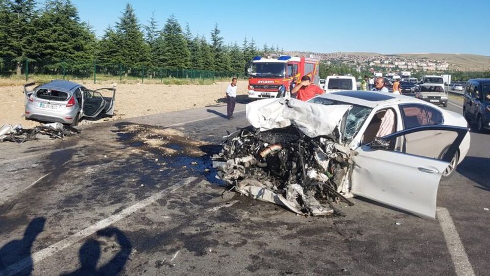 Başkent'te korkunç kaza! 3 ölü