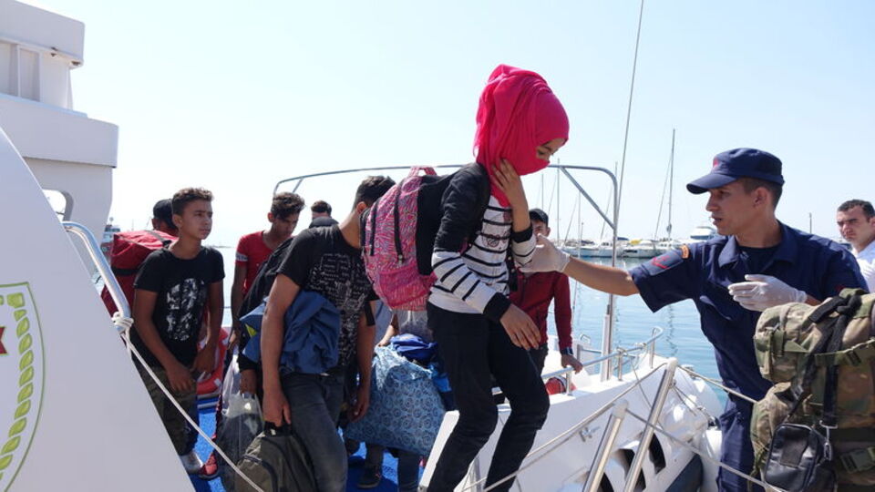 Balıkesir'de 36 göçmen yakalandı