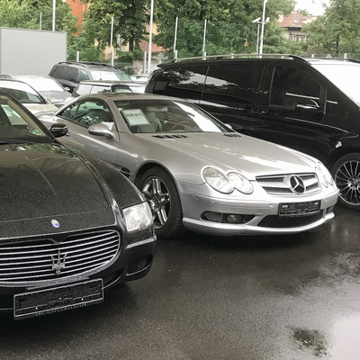 Gümrükte el konulan lüks araçlara af!