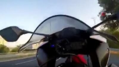 Tek teker üzerinde kaza yaptı, sosyal medyada paylaştı