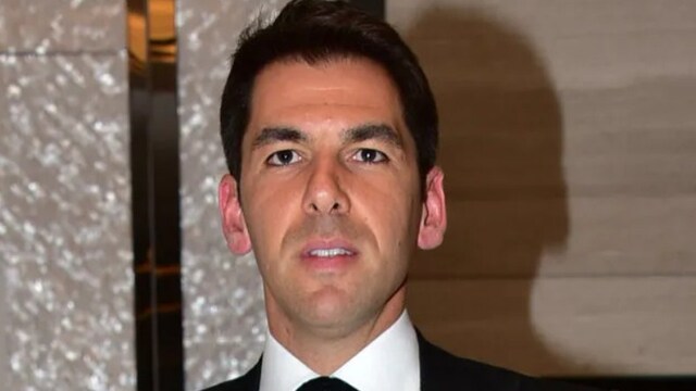 Emir Uyar kimdir?