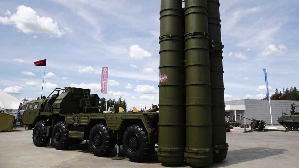 Rusya: S-400 sorunsuz uygulama aşamasında!