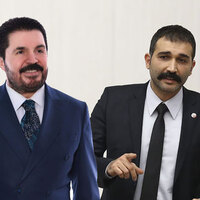 Başkan ile vekilin "sömürü" tartışması