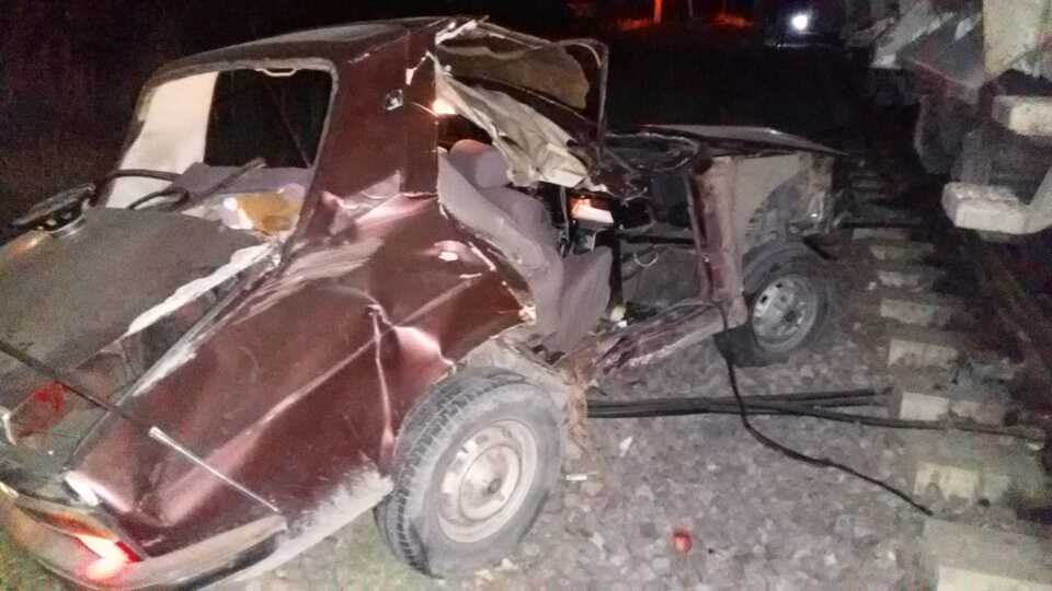 Trenin altından sağ çıktı