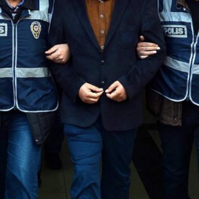 Balıkesir'de FETÖ operasyonları