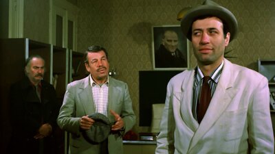 Üç Kağıtçı filmi konusu ve oyuncuları