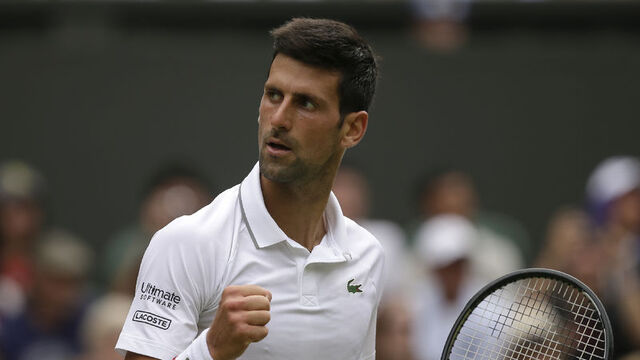 Djokovic yarı finalde