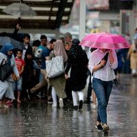 Meteoroloji uyarmıştı! Ve başladı!