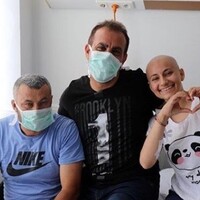 Haluk Levent lösemili Ebru ile düet yaptı