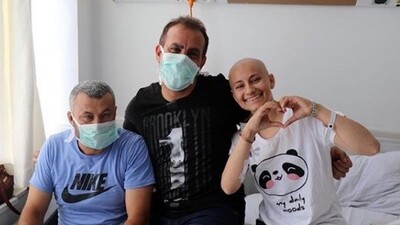 Haluk Levent lösemili Ebru ile düet yaptı
