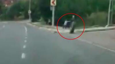 Korkunç! Fırlayan kamyon lastiği çocuğa çarptı