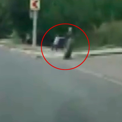 Korkunç! Fırlayan kamyon lastiği çocuğa çarptı