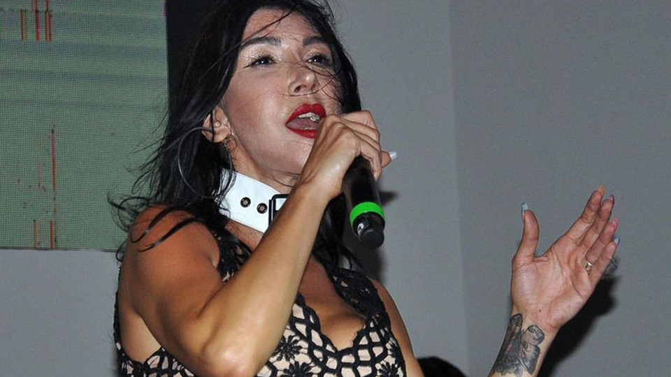 Didim'de Hande Yener coşkusu