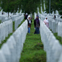 Boşnakların kapanmayan yarası: Srebrenitsa