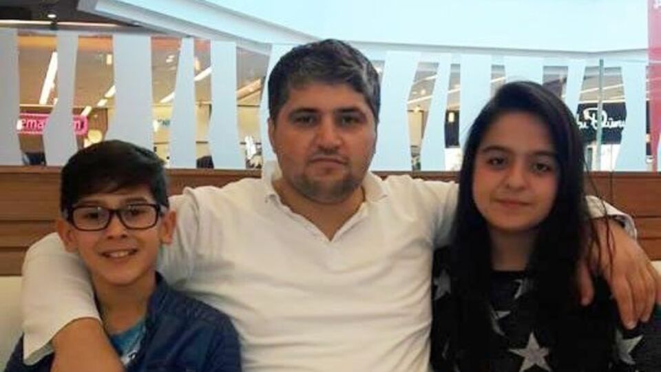 Silahını göstermek istemişti... Avukat arkadaşını öldürdü