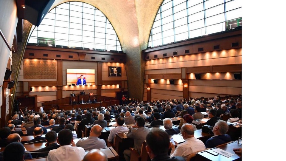 İBB 'Hüsumet'i kaldırdı