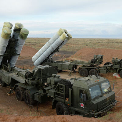 S-400'lerin ilk bölümü Ankara'da!