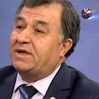 Profesöre arabasını sattıran oyun!