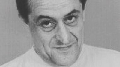 Parkan Özturan kimdir?