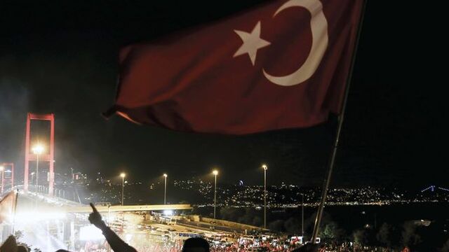 İş dünyasından '15 Temmuz' mesajları