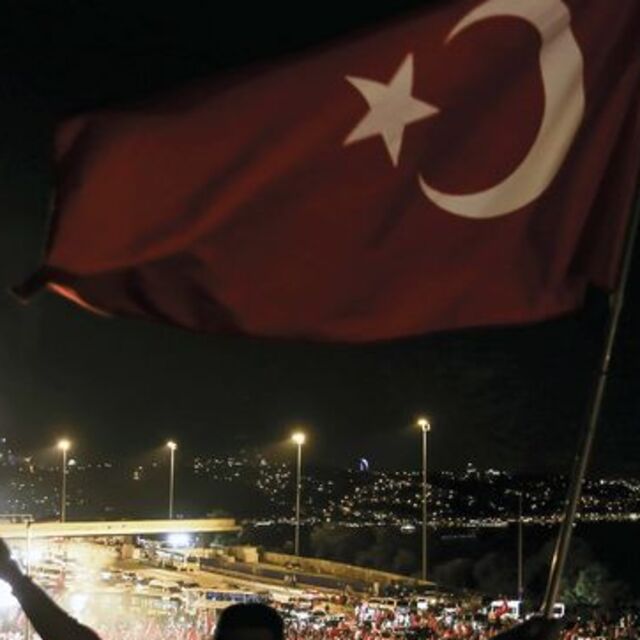 İş dünyasından '15 Temmuz' mesajları