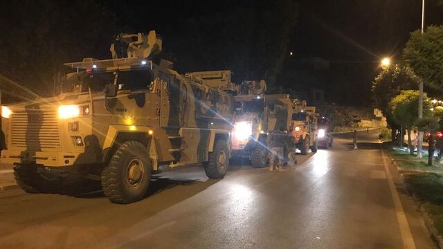 Suriye sınırına askeri sevkiyat