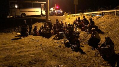 Ayvalık'ta 31 düzensiz göçmen yakalandı