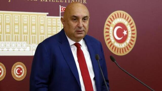 Engin Özkoç kimdir?