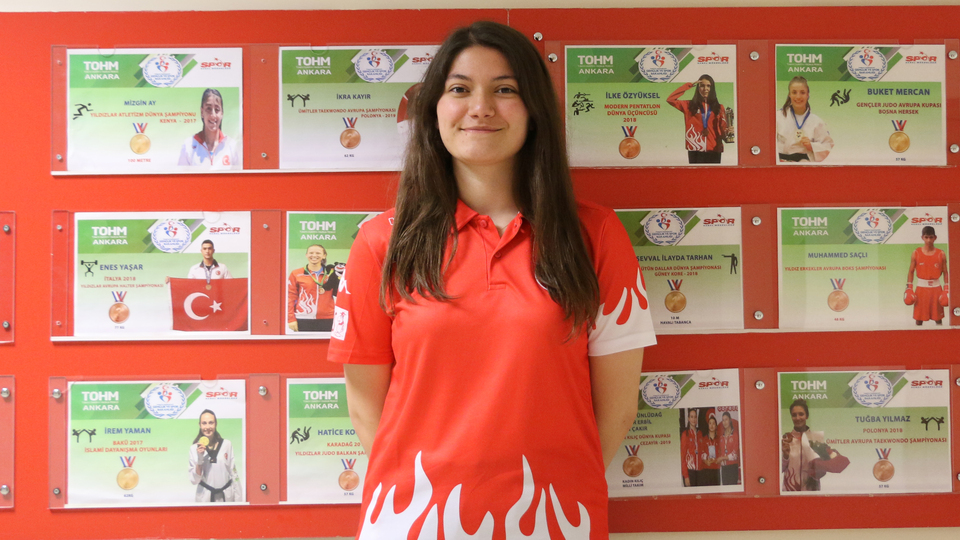 Zeynep Gökçe Demirci'den Türkiye rekoru