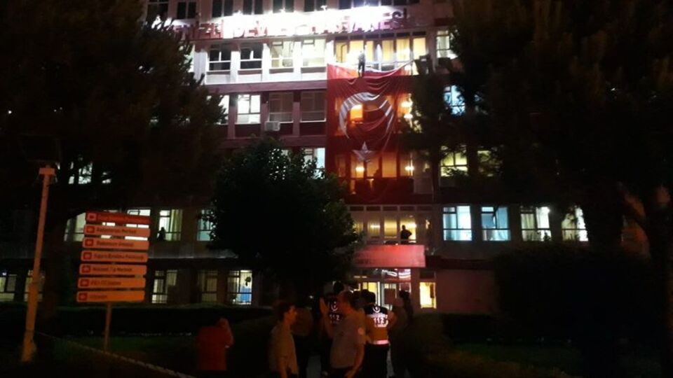 Hastanede intihar girişimi!