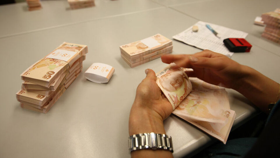 Bütçe 6 ayda 78.6 milyar TL açık verdi