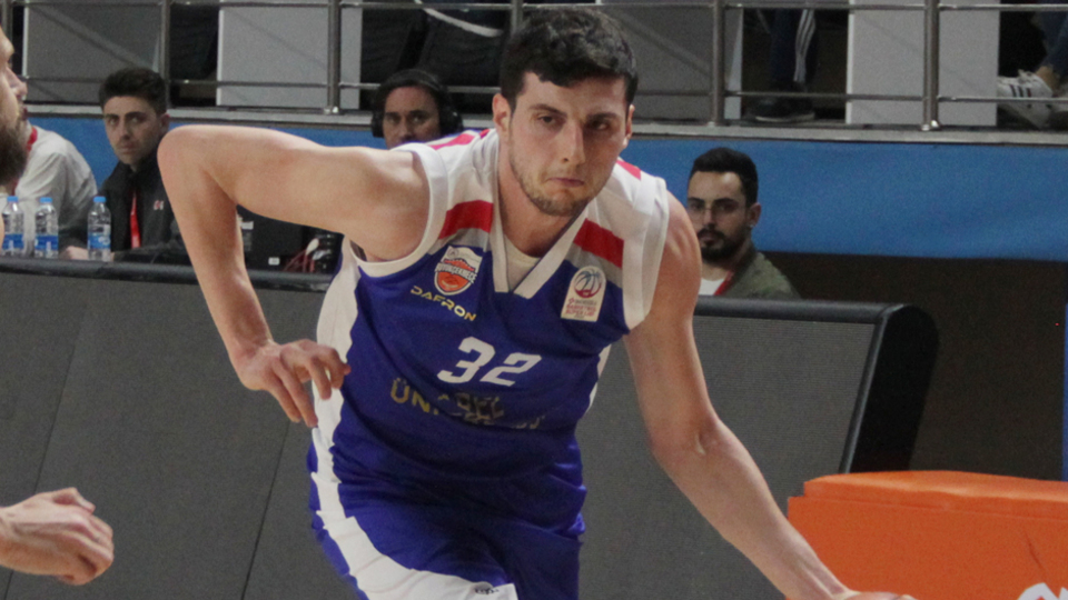 Fenerbahçe Beko'da bir transfer daha