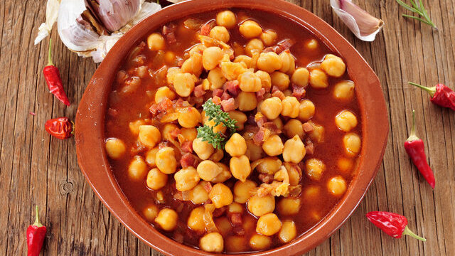 Kanserden koruyan 7 mucize besin!