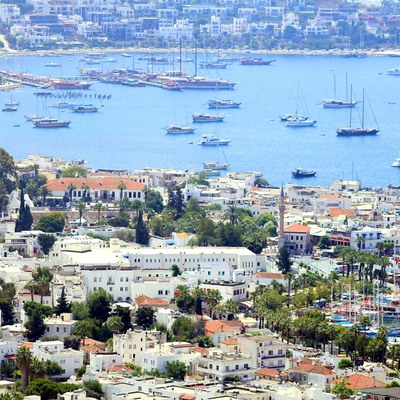 Havadan turist yağdı!