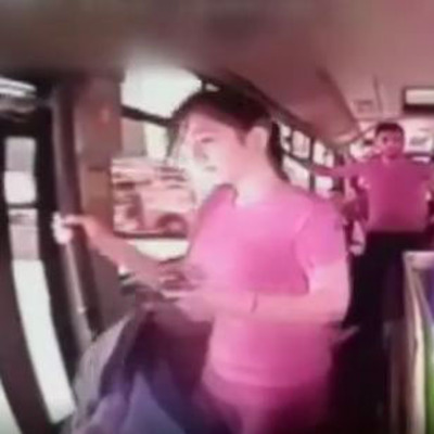 Akılalmaz ölüm! Halk otobüsünden düşen genç kız kurtarılamadı