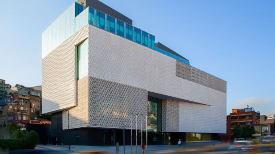 Arter yedi sergiyle kapılarını açacak