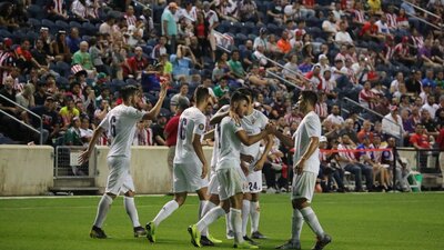 Fiorentina galibiyetle başladı