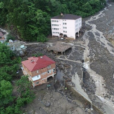 Dere baraj gibi patladı! İşte felaketin reçetesi...