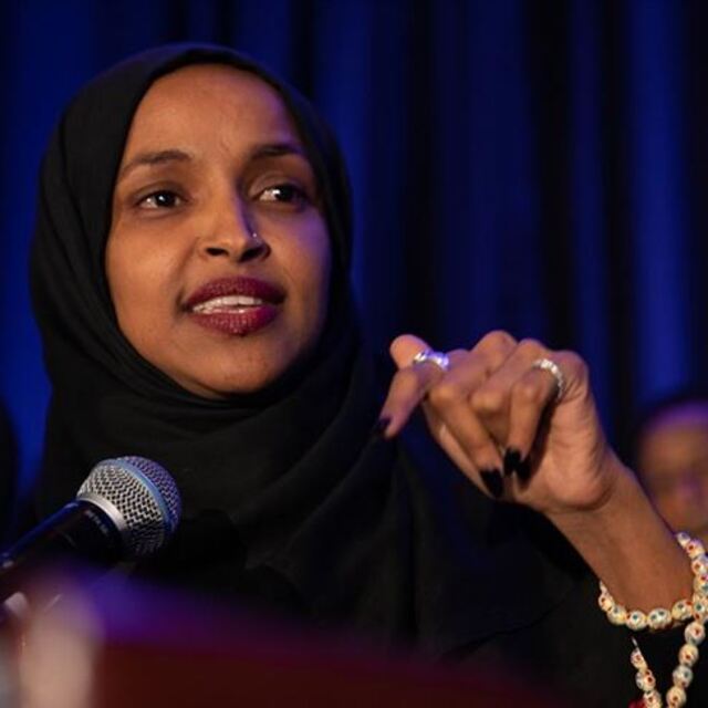 Trump tarafından hedef gösterilen Ilhan Omar'a destek büyüyor