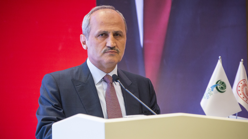Bakan Turhan'dan "Doğu Akdeniz" açıklaması