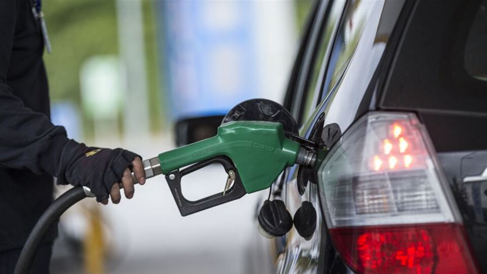 Benzinde 11 kuruş indirim