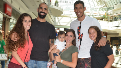 Dostlarla alışveriş turu