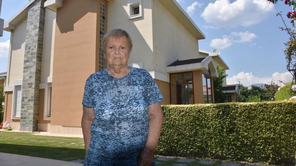 FETÖ ile korkuttukları kadına 5 milyonluk villasını sattırdılar