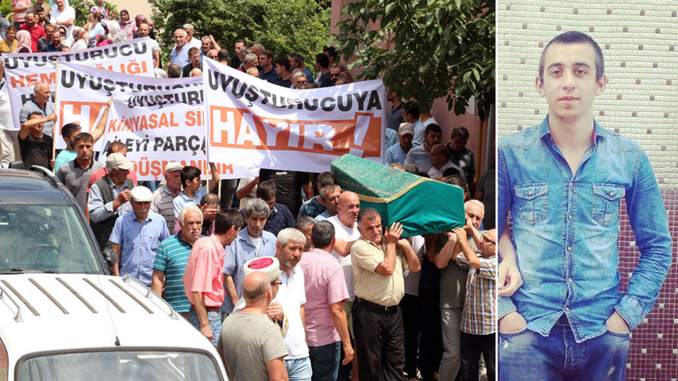 Mahalle cenazede pankart açtı!