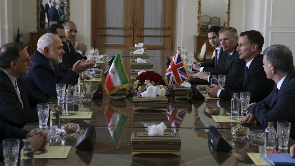 Tanker krizinde kritik görüşme!