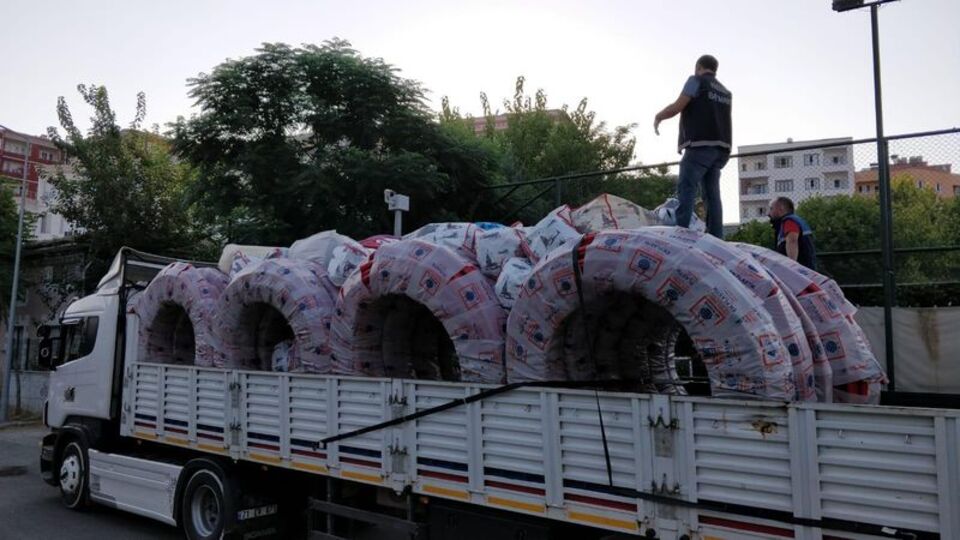 Batman'da TIR'da 1 ton esrar ele geçirildi