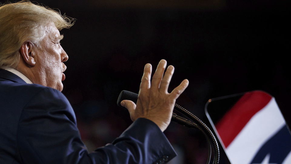 'Ülkenize dönün' diyen Trump, şimdi de özür bekliyor!